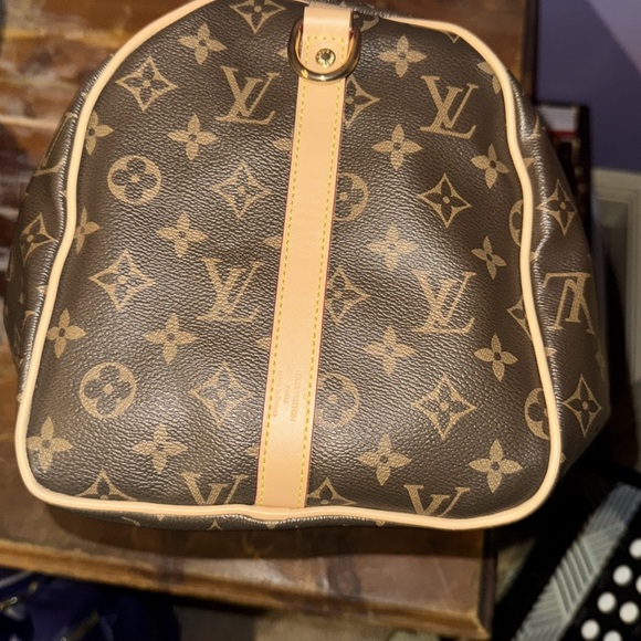 Purse - Picture 4 of 8